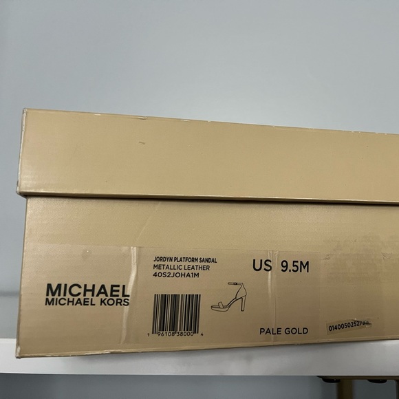 MICHAEL KORS JORDYN PLATFORM HEELS 9.5 👑 - Picture 3 of 11